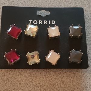 Torrid set of earrings